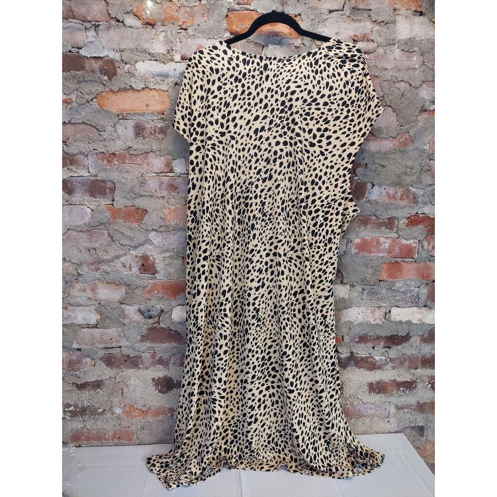 Amazon Essentials Womens Wrap Dress Size 6X Plus Tan Black Leopard Print - Picture 4 of 4